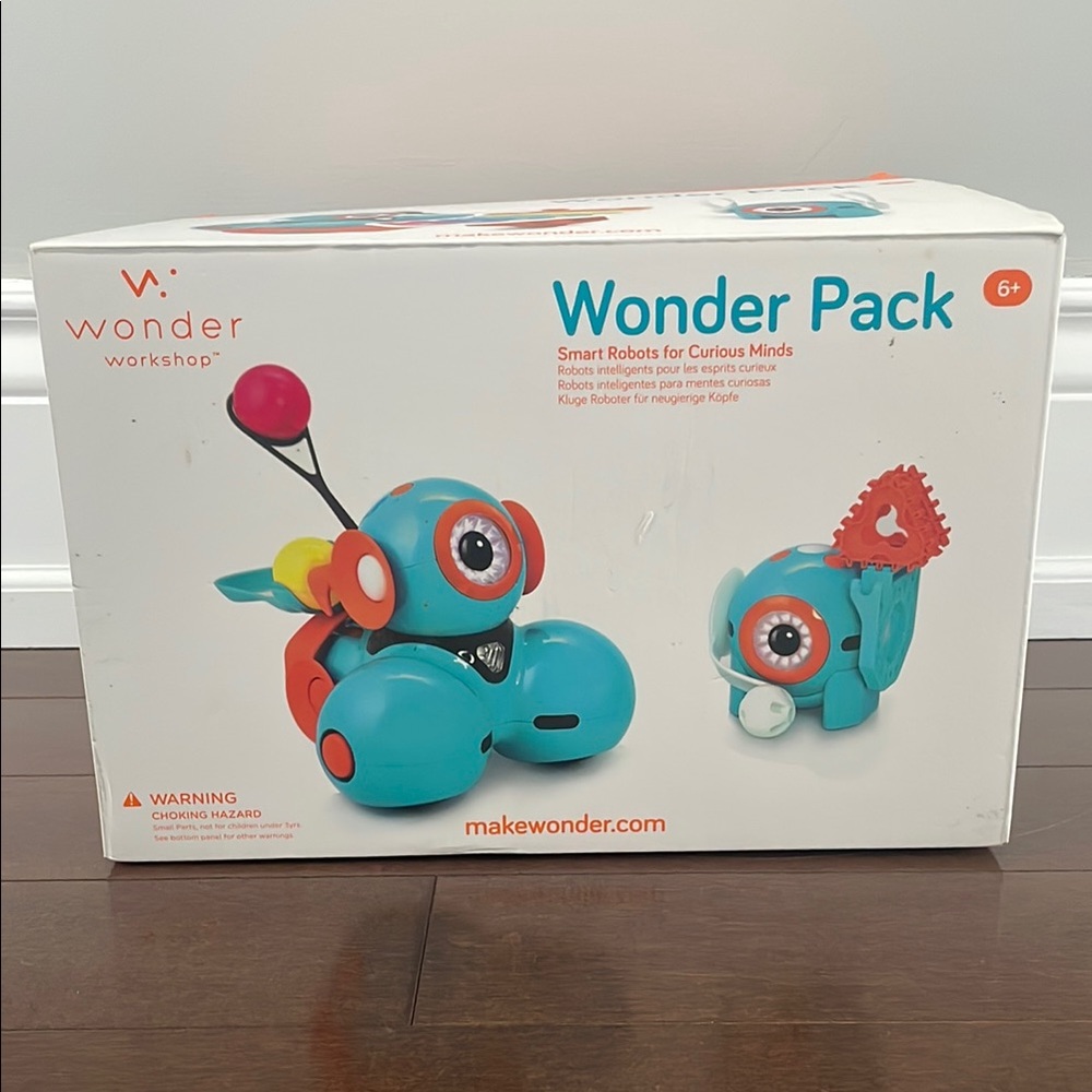 Wonder Pack - Dash and Dot robots with accessories